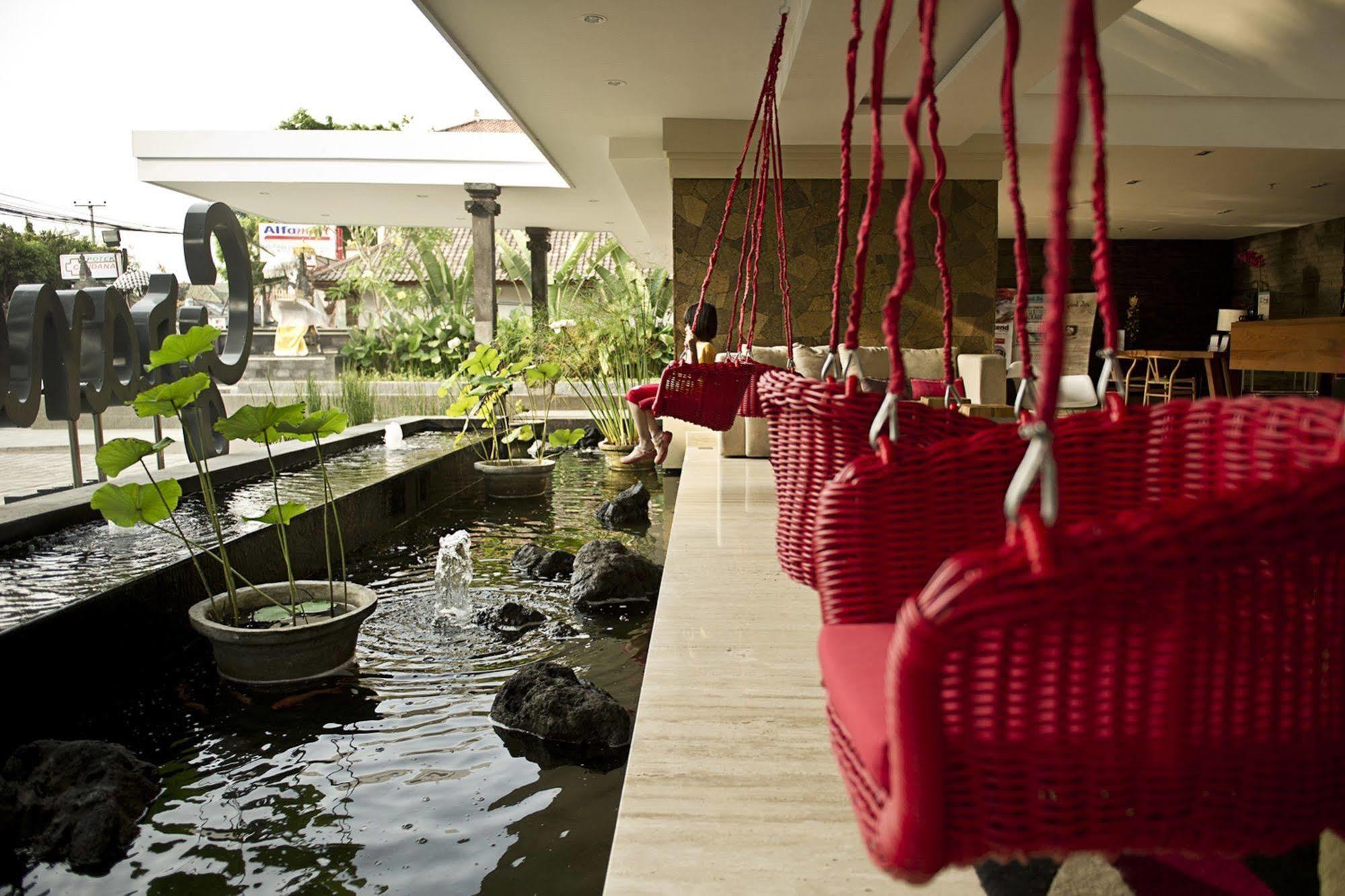 Grand Zuri Kuta Bali Hotel Exterior photo