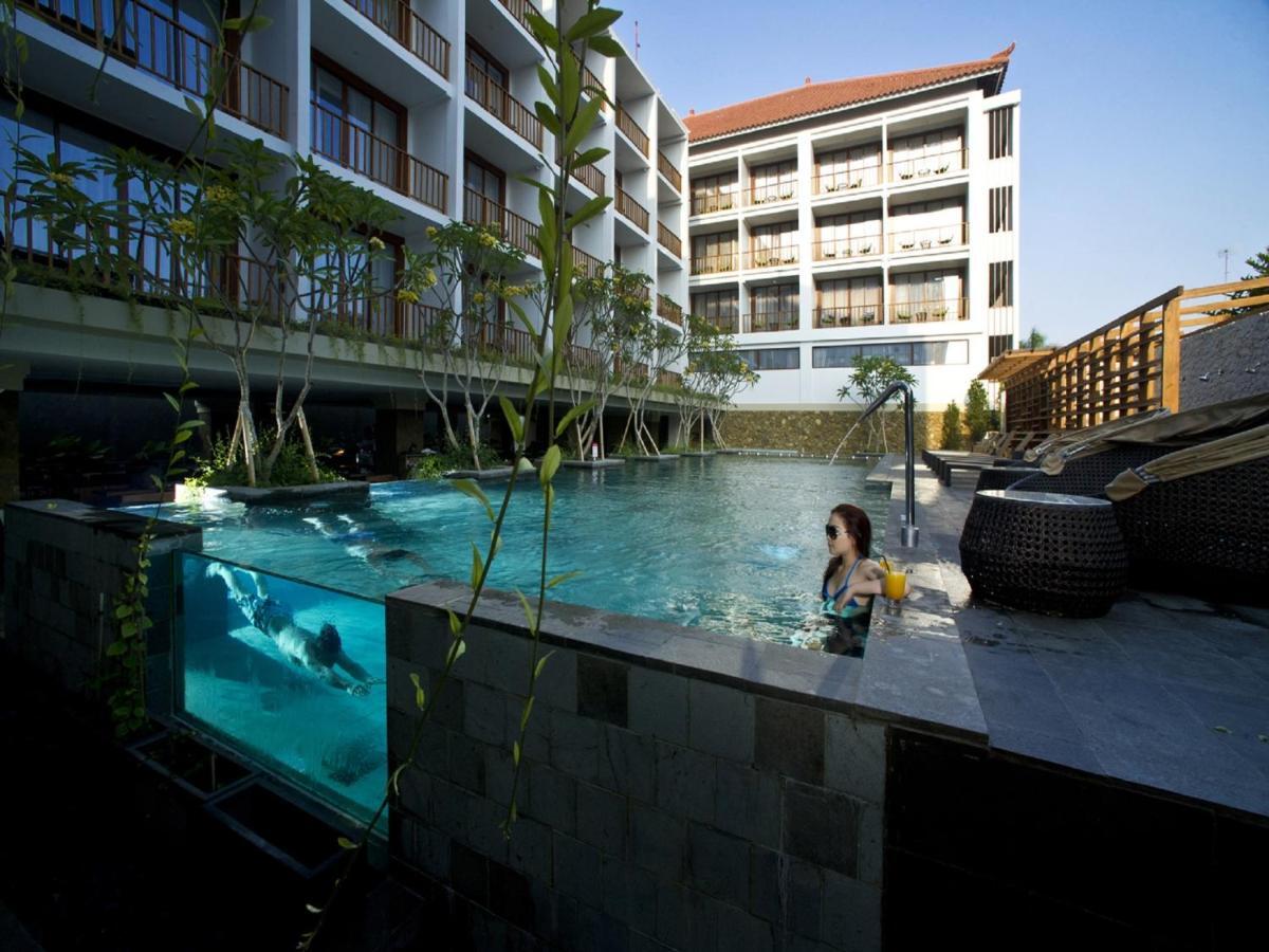 Grand Zuri Kuta Bali Hotel Exterior photo